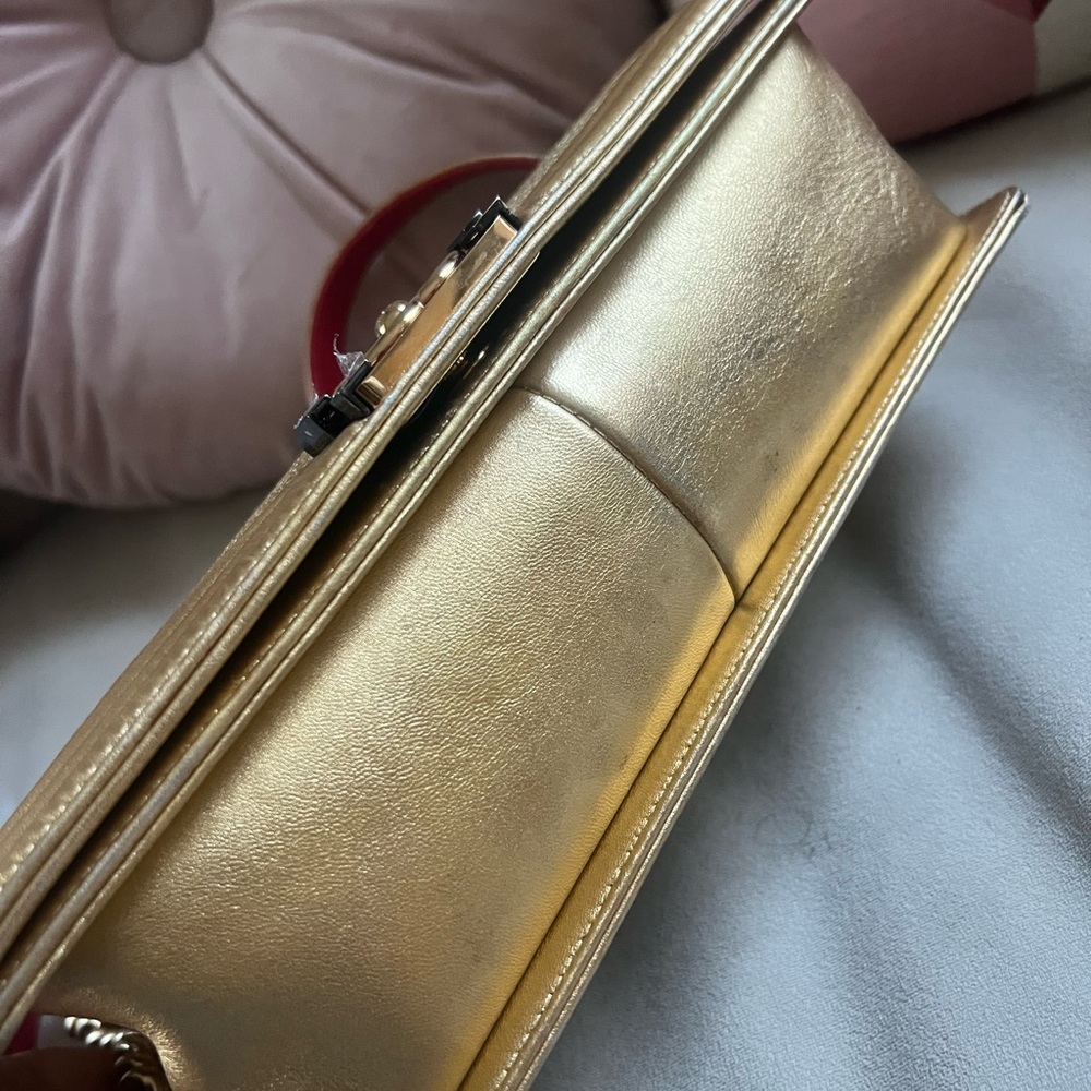 Chanel Metallic Gold Boy Bag - Picture 3 of 8